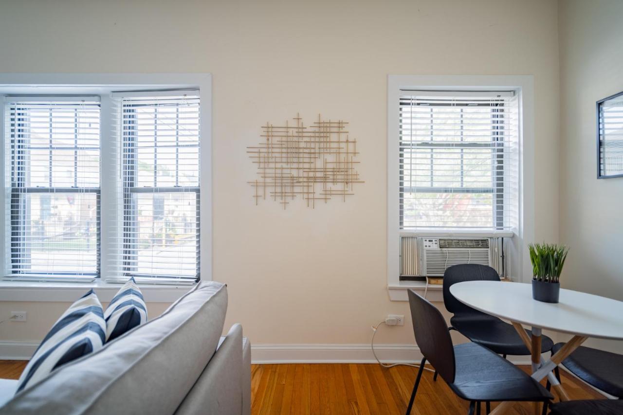 3-Bedroom Gem Apt With In-Unit Laundry - Lawndale 1 & 2 Rep Chicago Dış mekan fotoğraf